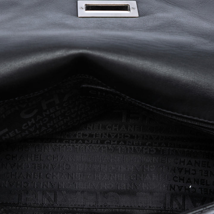Chanel Glazed Crackled Cuir de veau Mademoiselle à rabat