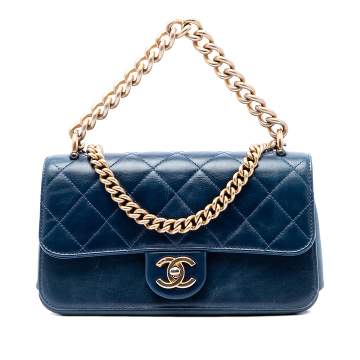 Chanel Small Matelassé Cuir de veau Straight Lined à rabat