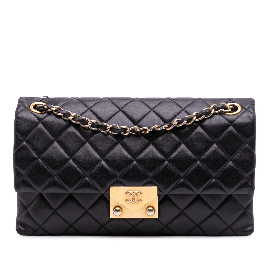 Quilted Lambskin Pagoda Accordion Flap Black - Gaby Paris