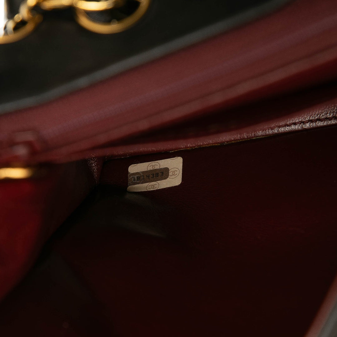 Chanel Medium Quilted Cuir d’agneau Mademoiselle Simple rabat Noir – GABY PARIS Authentique