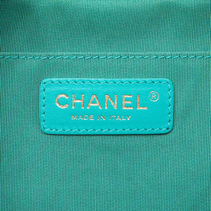 Chanel CC Surpiqué Émail Sac caméra Cuir de veau Bleu – vue 5 – GABY PARIS