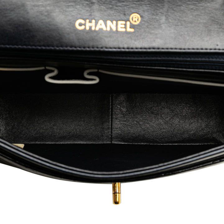 Chanel CC Bicolor Quilted Cuir d’agneau Piping Simple rabat Bleu