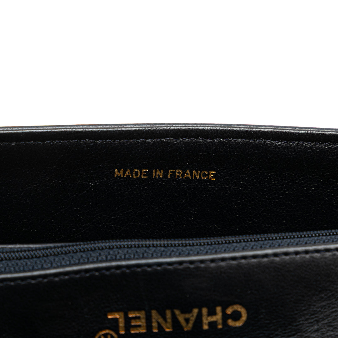 Chanel CC Bicolor Quilted Cuir d’agneau Piping Simple rabat Bleu