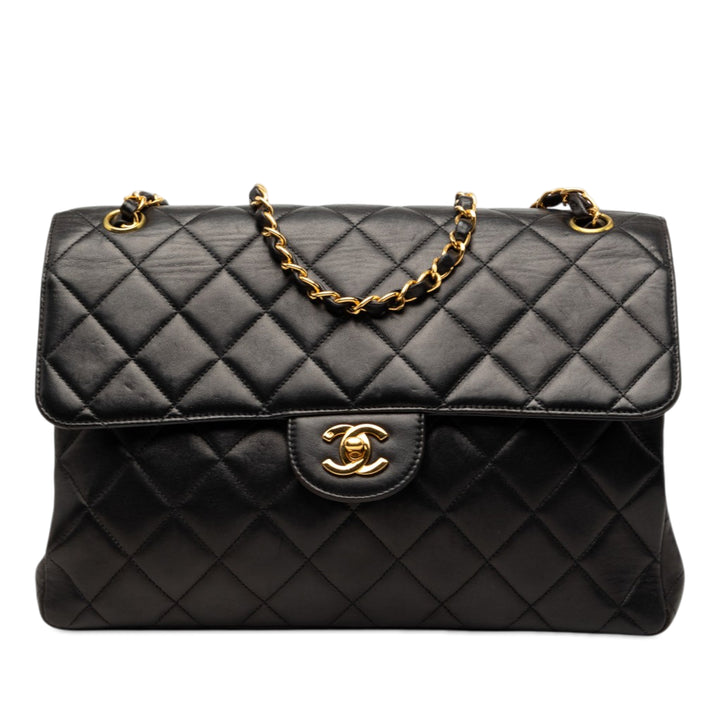 Chanel Jumbo Matelassé Cuir d’agneau Double Sided à rabat