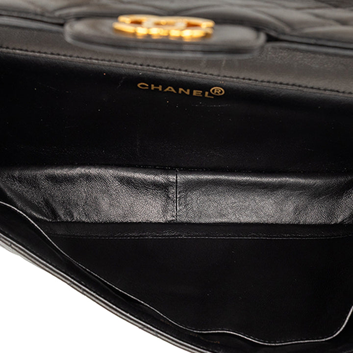 Chanel Jumbo Matelassé Cuir d’agneau Double Sided à rabat