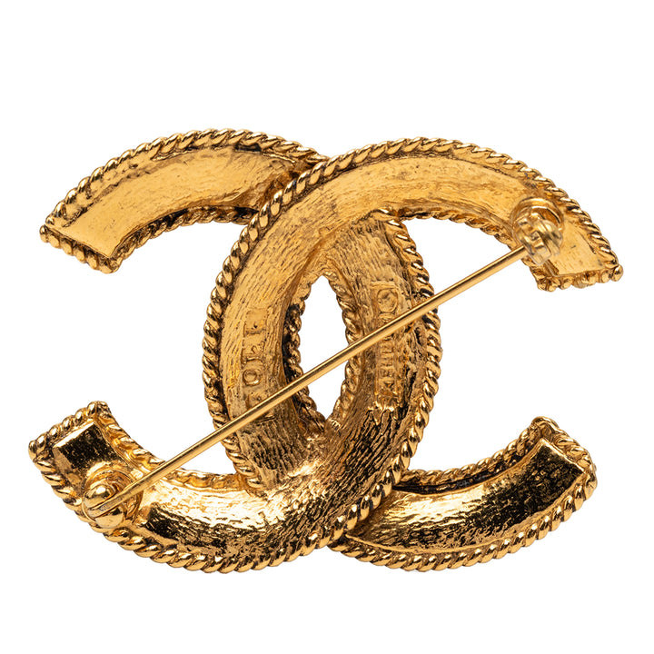 Chanel CC plaqué Filigree Broche Métal