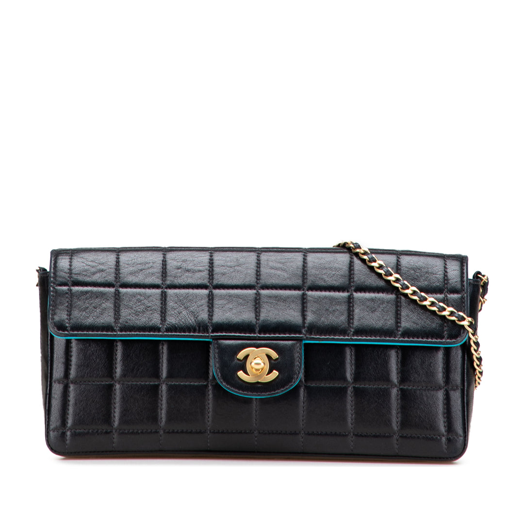 Chocolate Bar Lambskin East West Flap Black - Gaby Paris
