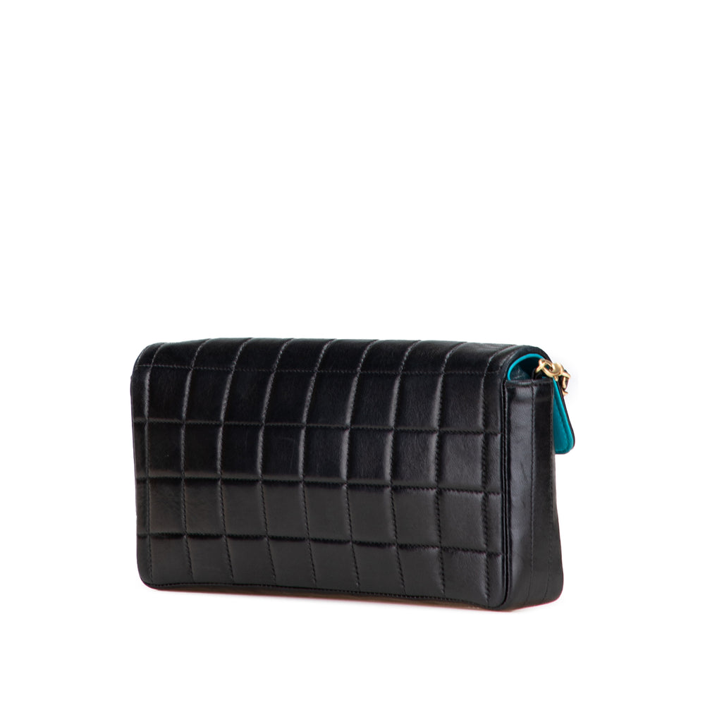 Chocolate Bar Lambskin East West Flap Black - Gaby Paris