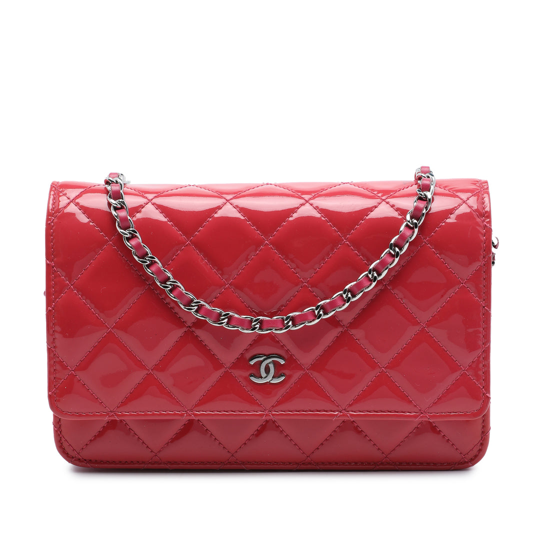 CC Matelassé Wallet on Chain Rouge