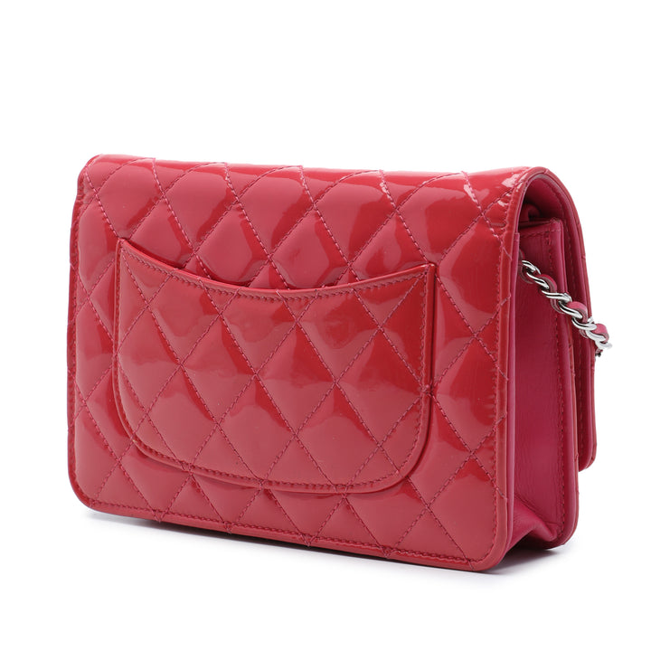 CC Matelassé Wallet on Chain Rouge