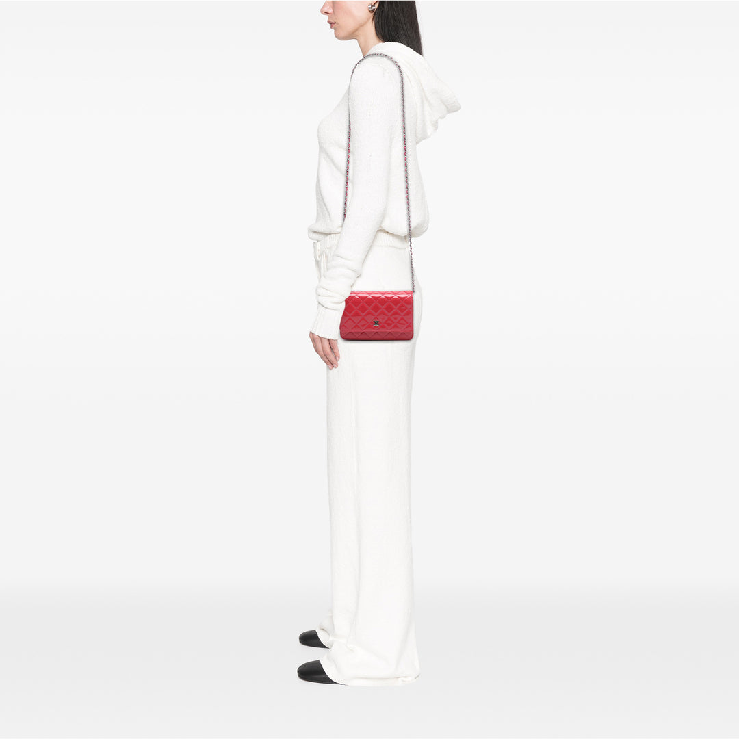 CC Matelassé Wallet on Chain Rouge