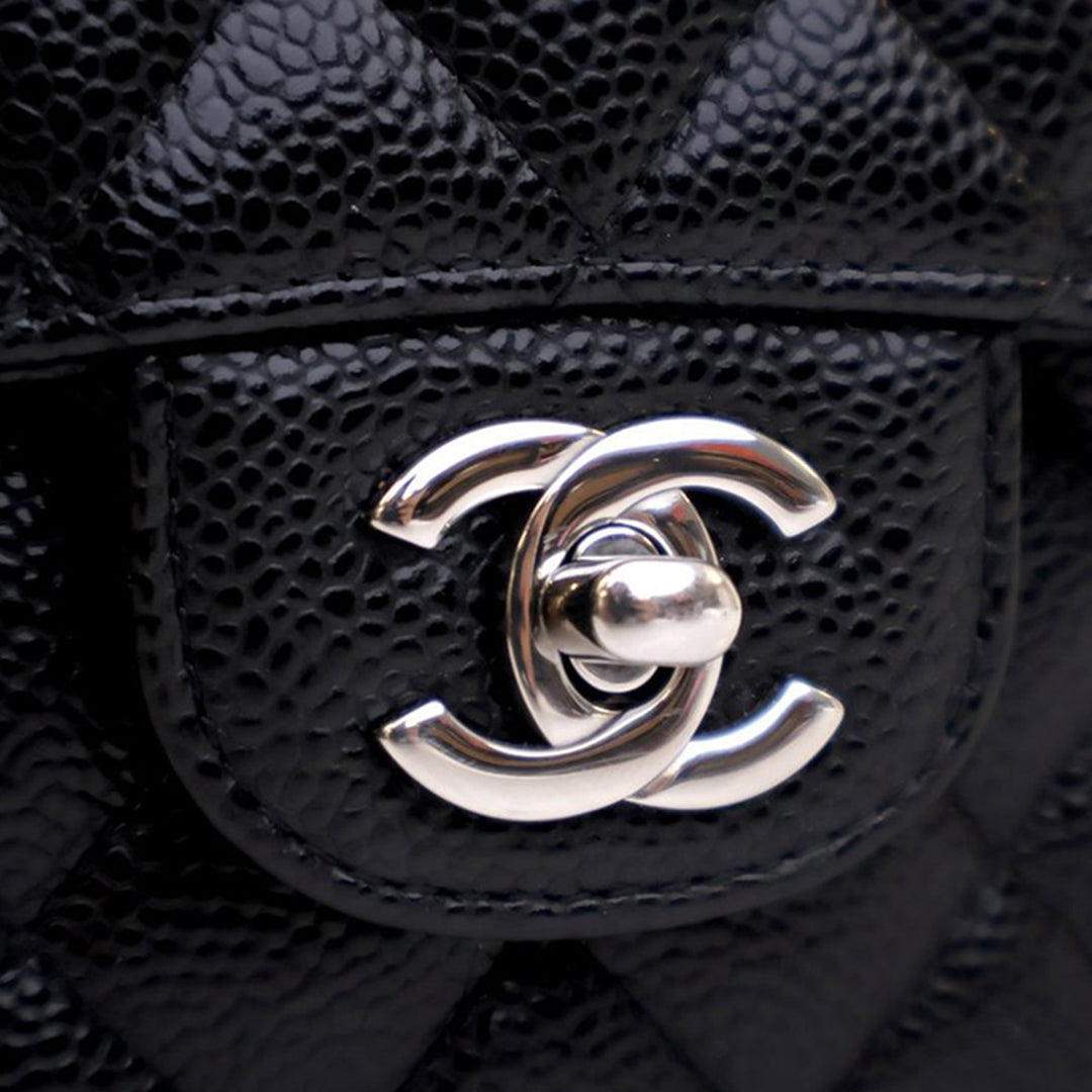 Chanel Medium Classic Caviar Double rabat Noir