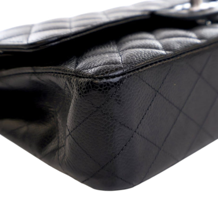 Chanel Medium Classic Caviar Double rabat Noir