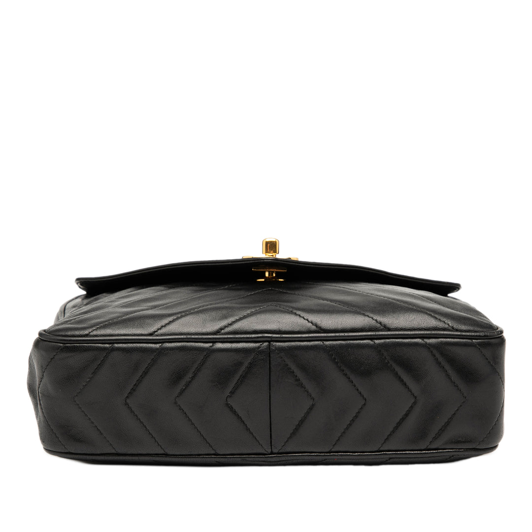 Chanel CC Chevron Cuir d’agneau Tassel Chain Sac caméra Noir – GABY PARIS Authentique