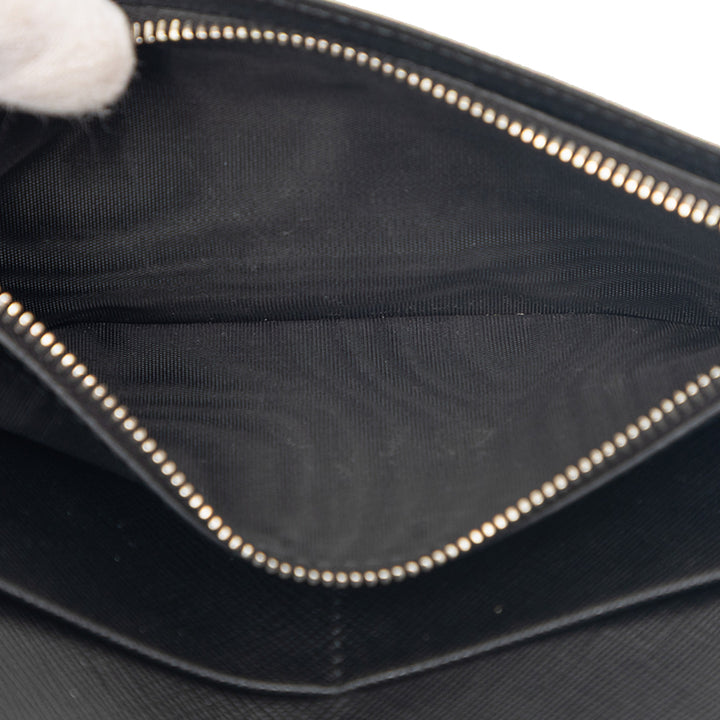 Prada Saffiano Bifold Portefeuille long