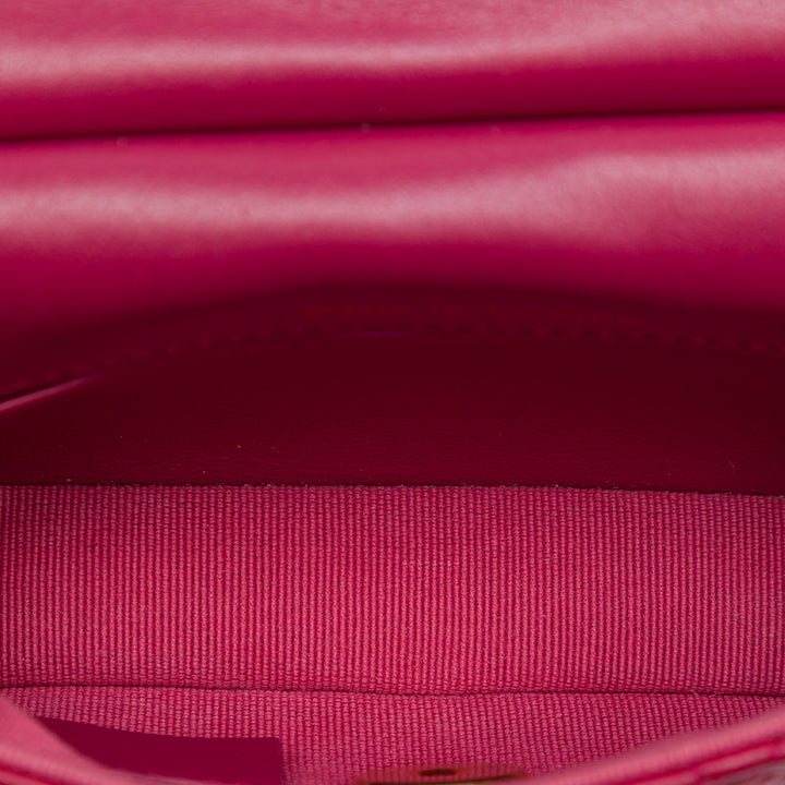 Chanel Matelassé Lady Porte-cartes avec chaîne sac à Cuir de veau Rose – vue 4 – GABY PARIS