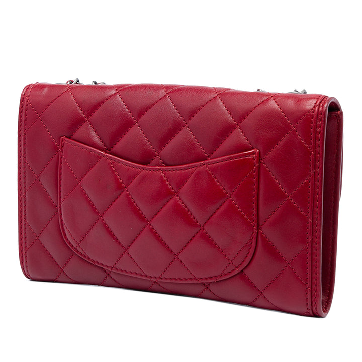 Chanel Matelassé Citizen Zippé à rabat Petit Cuir d'agneau Rouge – vue 2 – GABY PARIS