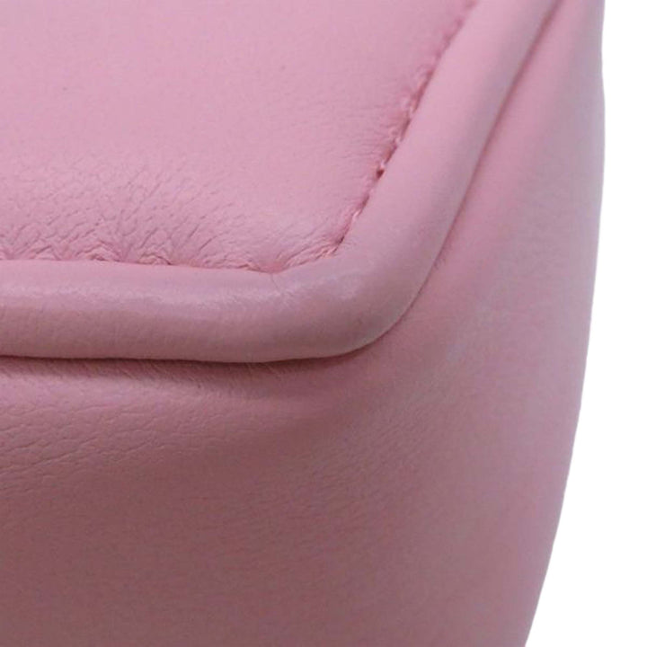 Louis Vuitton Monogram brodé Pop My Heart Pochette