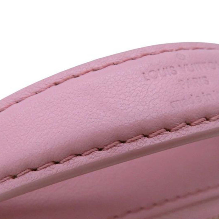 Louis Vuitton Monogram brodé Pop My Heart Pochette