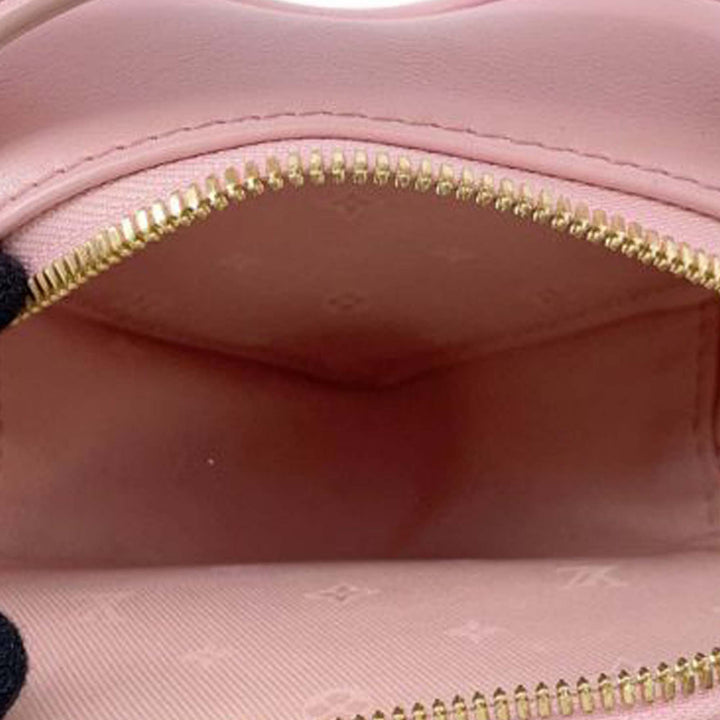 Louis Vuitton Monogram brodé Pop My Heart Pochette