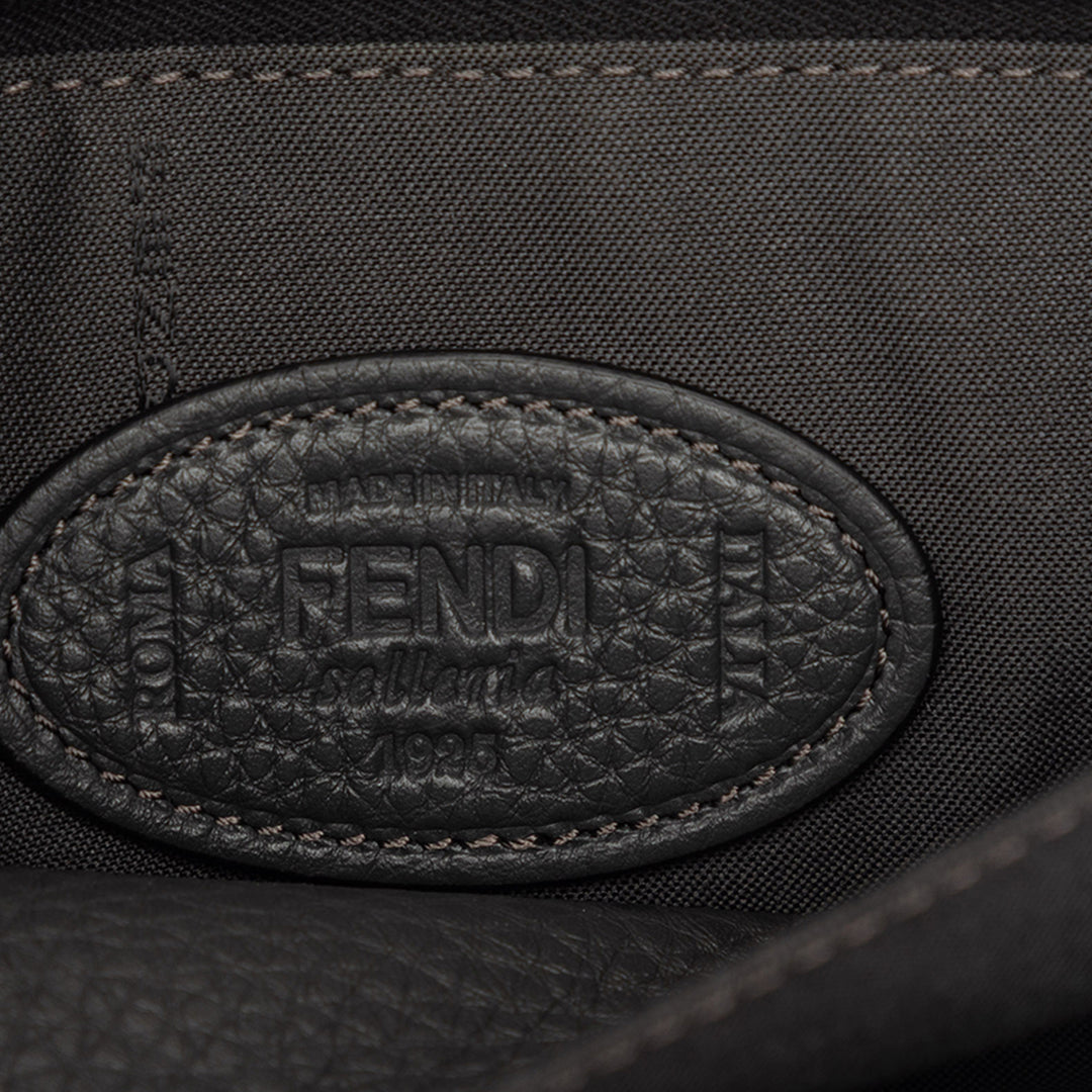 Fendi Grained Cuir Roma Selleria Zip Pochette
