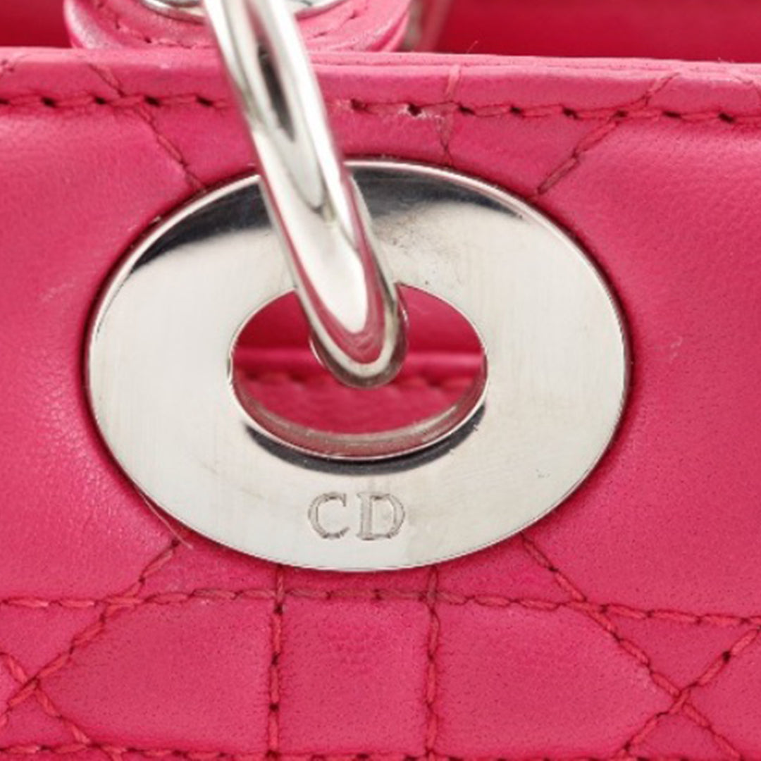 Dior Medium Cuir d’agneau Cannage Lady Dior