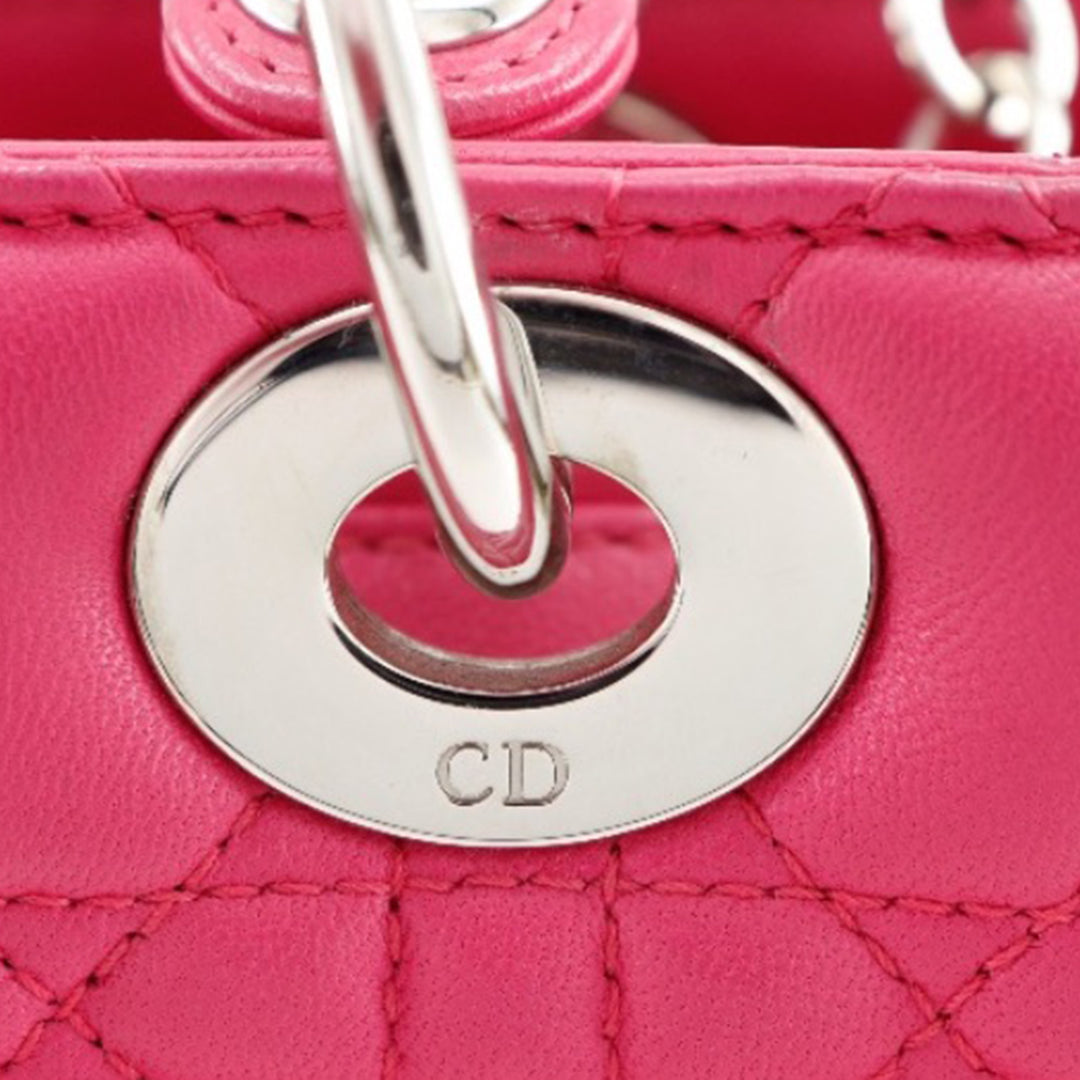 Dior Medium Cuir d’agneau Cannage Lady Dior