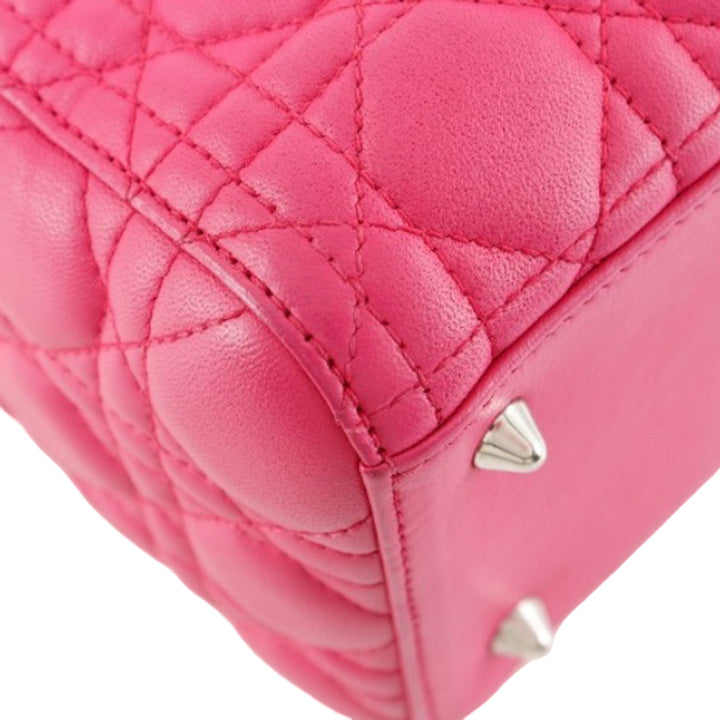 Dior Medium Cuir d’agneau Cannage Lady Dior