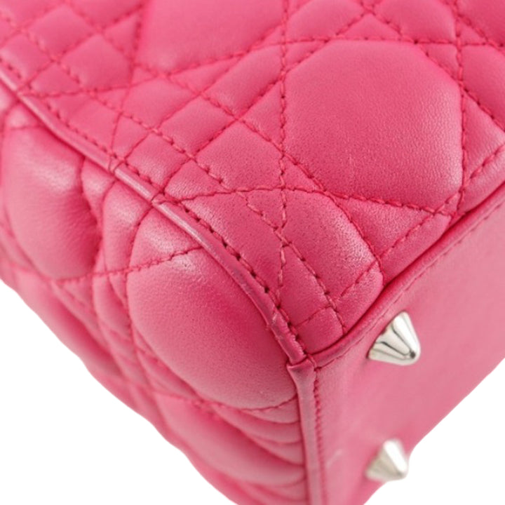 Dior Medium Cuir d’agneau Cannage Lady Dior