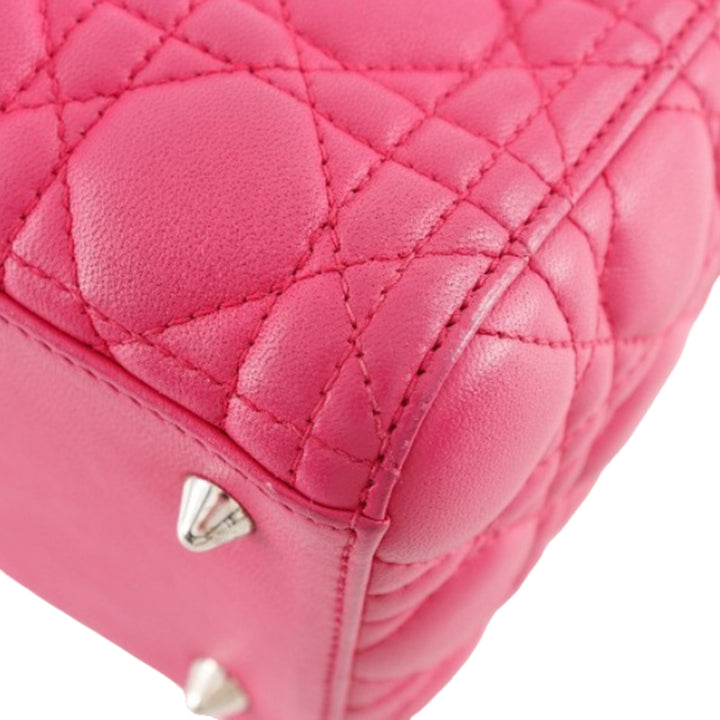 Dior Medium Cuir d’agneau Cannage Lady Dior