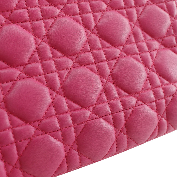 Dior Medium Cuir d’agneau Cannage Lady Dior
