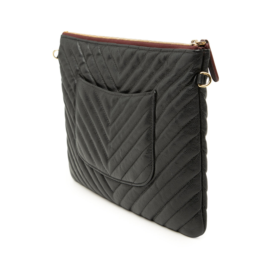Chanel CC Chevron O Étui Pochette Moyen Cuir caviar