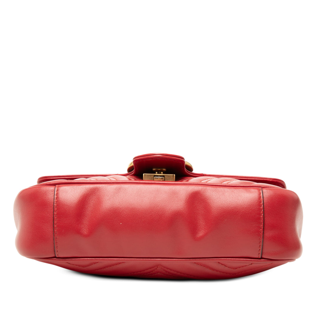 Gucci Small GG Marmont Matelasse Cuir de veau Sac bandoulière