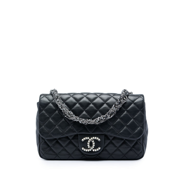 Chanel Matelassé Westminster Perle à rabat Moyen Cuir d'agneau