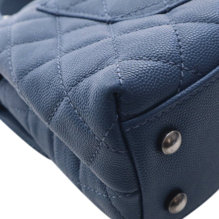 Chanel Matelassé Coco sac à Mini Cuir caviar
