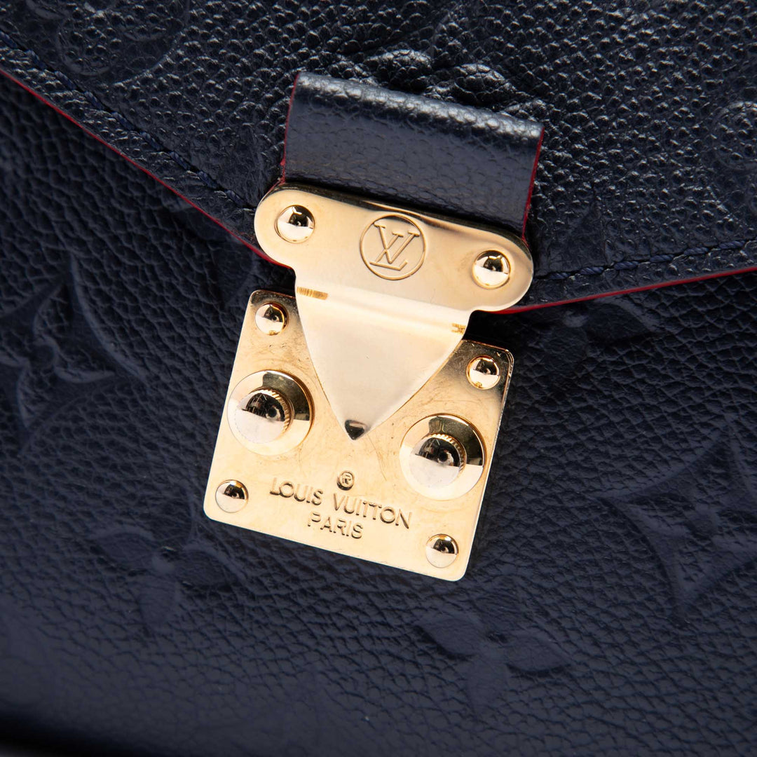 Louis Vuitton Pochette Métis Monogram Empreinte Bleu