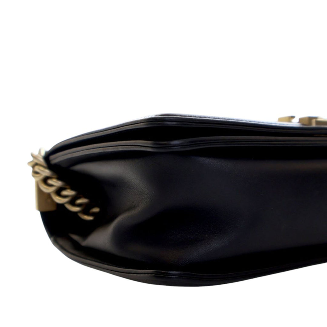 Chanel Old Medium Matelassé Cuir d’agneau Boy à rabat