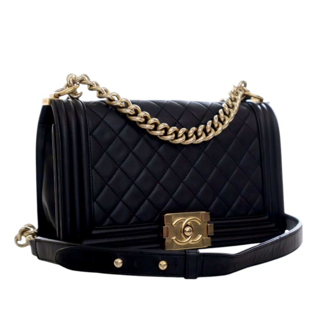 Chanel Old Medium Matelassé Cuir d’agneau Boy à rabat