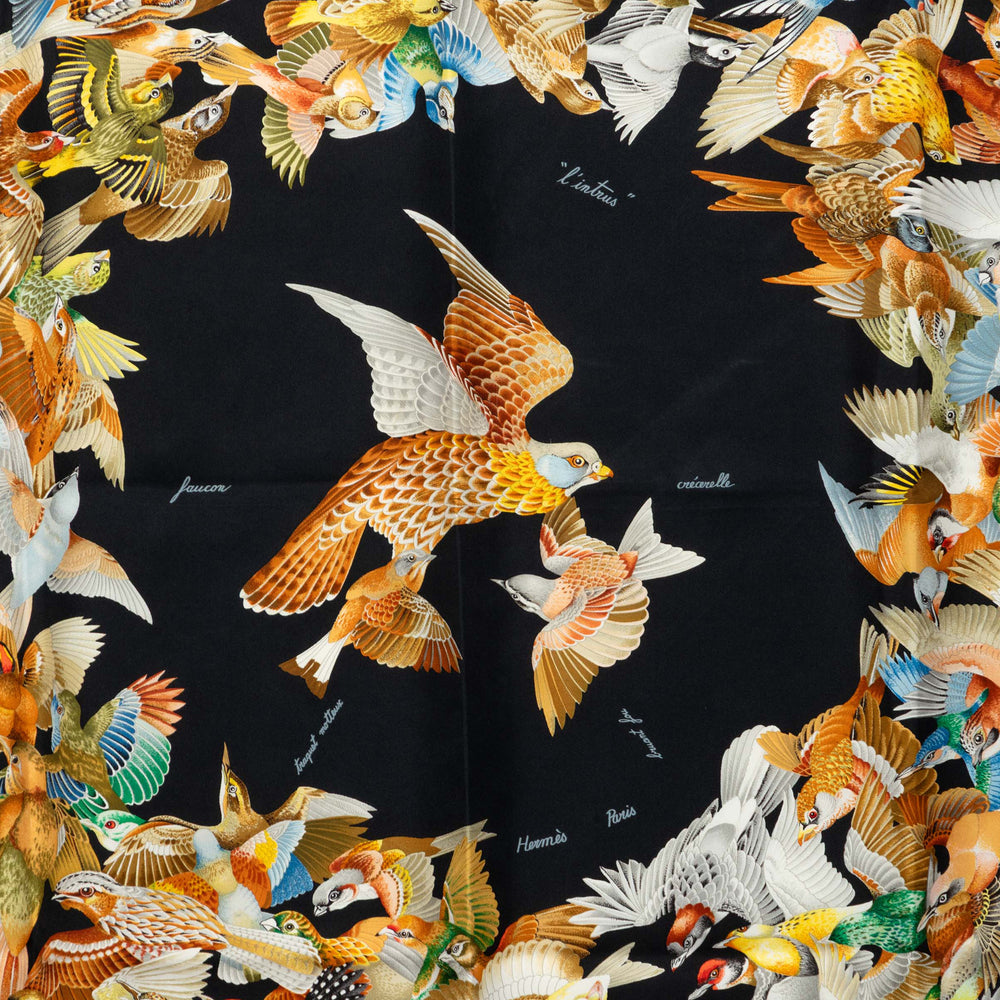 Hermès L Intrus Foulard 90 Noir – vue 2 – GABY PARIS