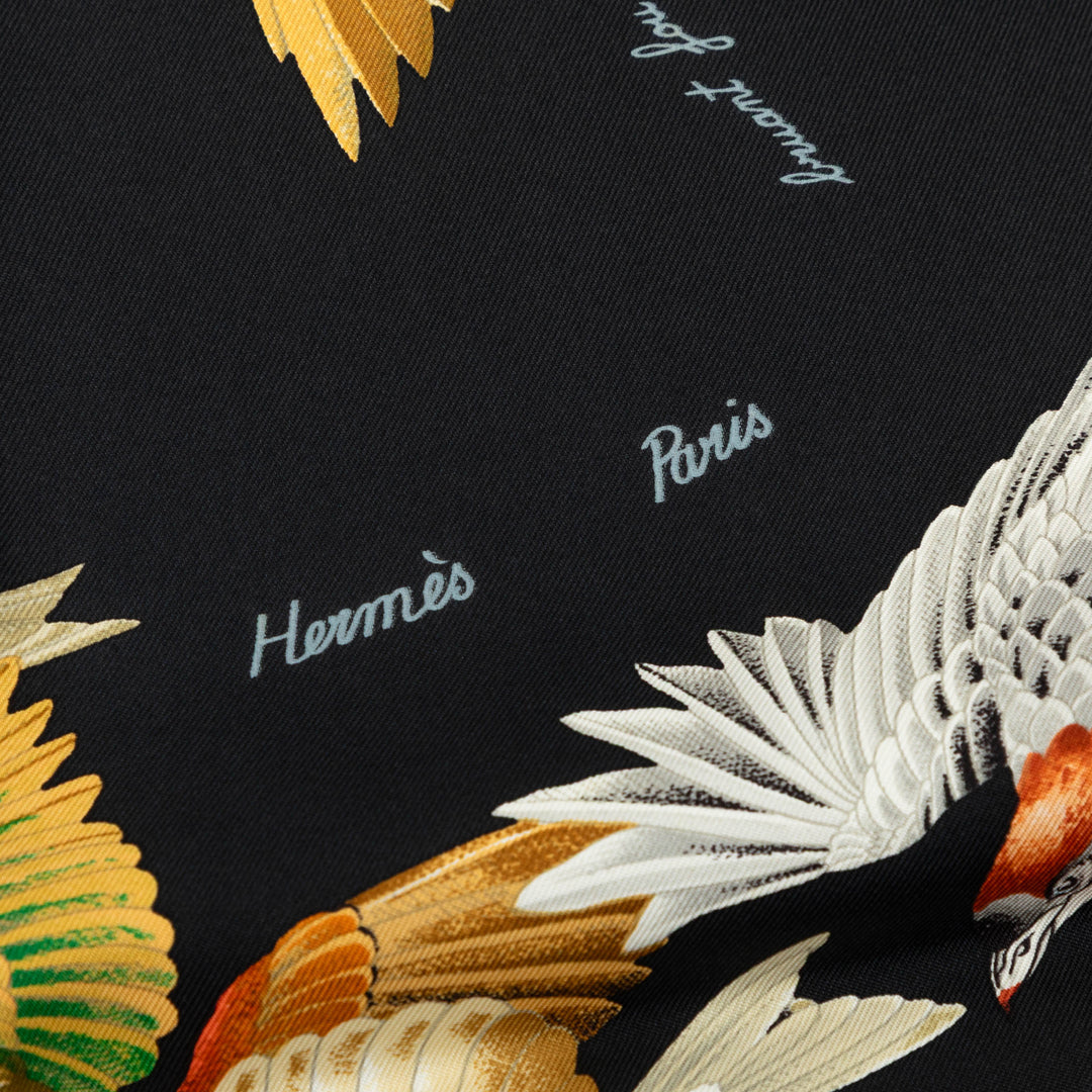 Hermès L Intrus Foulard 90 Noir – vue 3 – GABY PARIS
