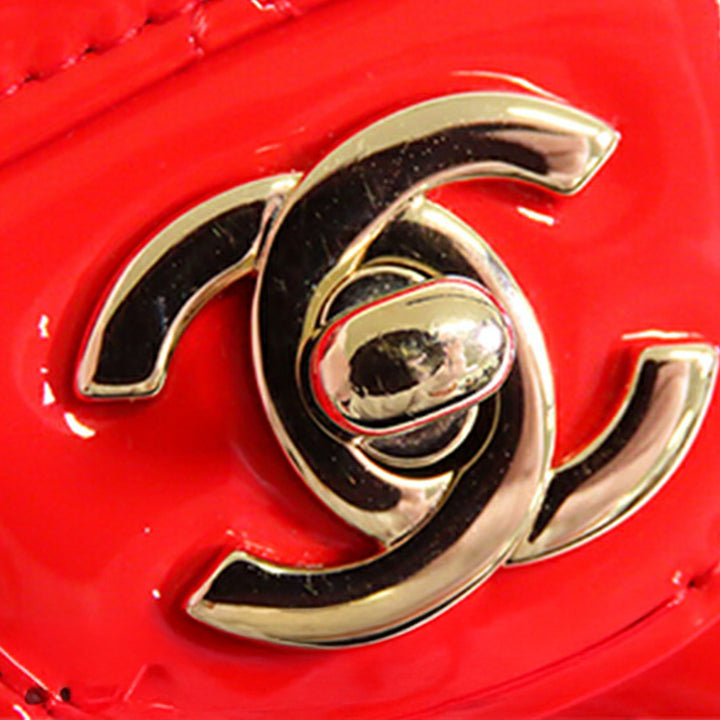 Chanel Medium Classic Cuir verni Double rabat