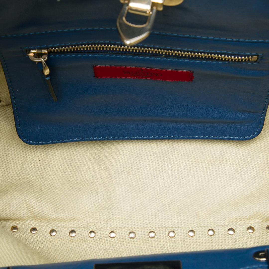Valentino Sac à main Rockstud Trapeze Petit Bleu – vue 4 – GABY PARIS