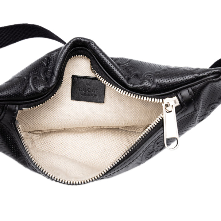 Gucci Ceinture GG embossé perforé Cuir de veau Noir – vue 4 – GABY PARIS