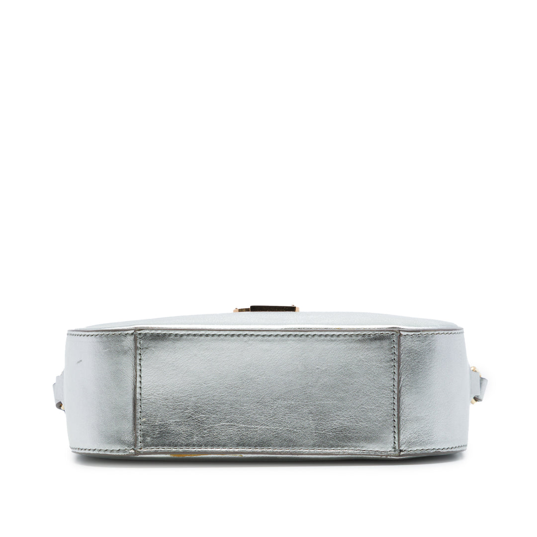 Saint Laurent Small Metallic Cuir de veau Classic Monogram Sac caméra