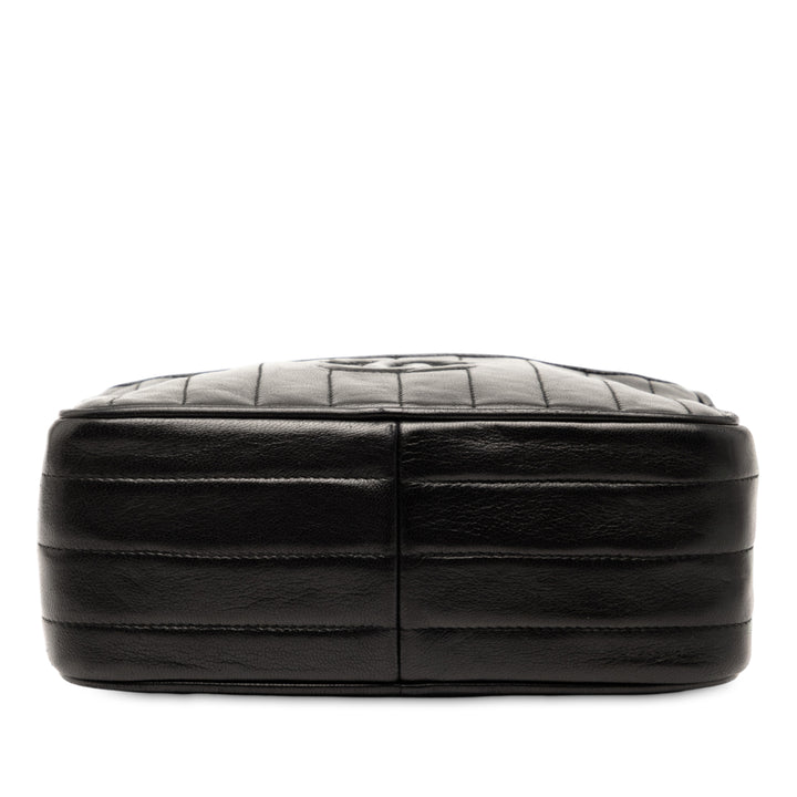 Chanel CC Quilted Cuir d’agneau Tassel Sac caméra Noir – GABY PARIS Authentique