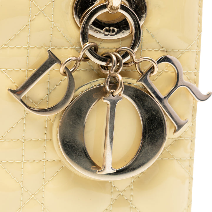 Dior Small Cuir verni Cannage Lady Dior