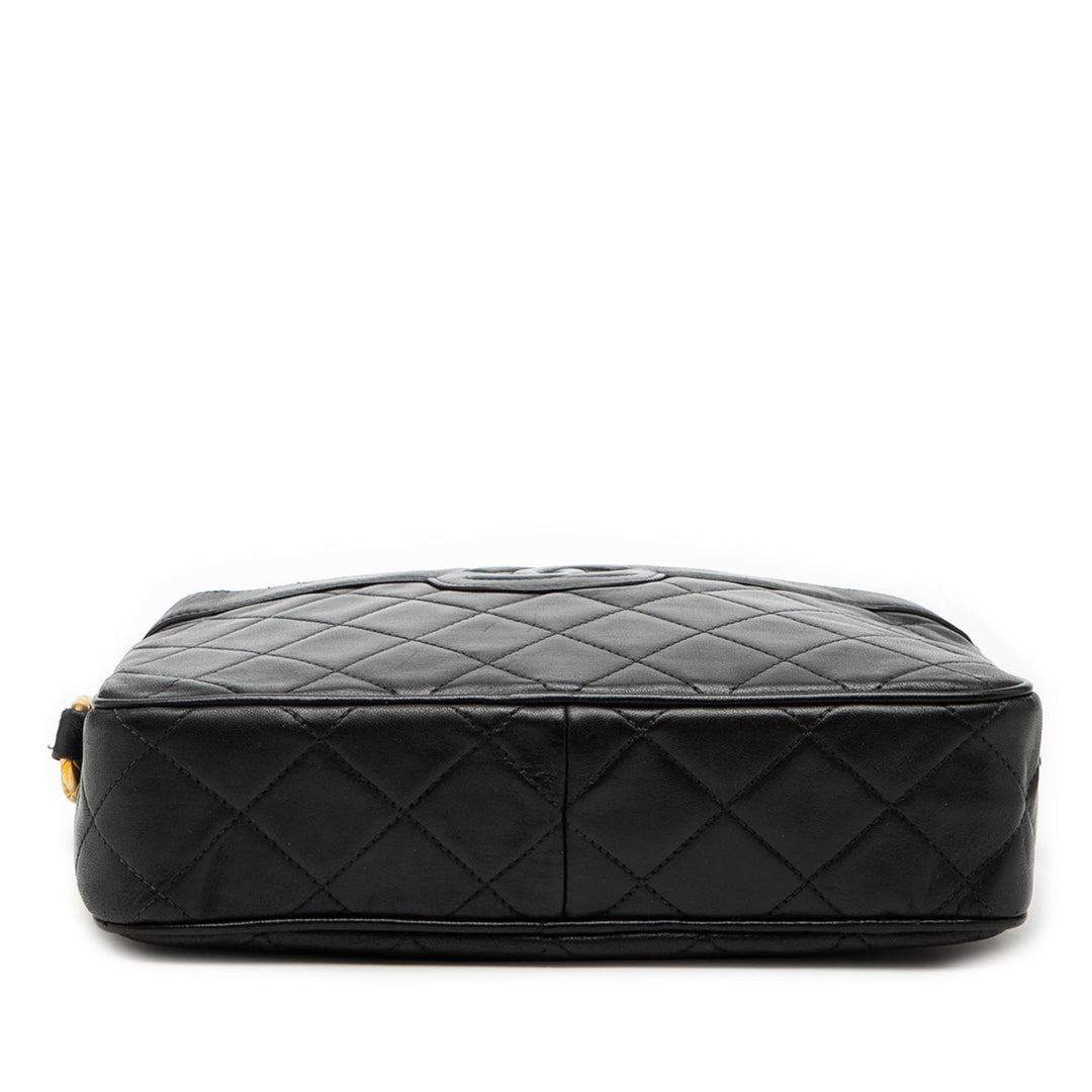 Chanel CC Matelassé Cuir d’agneau Pompon Sac caméra