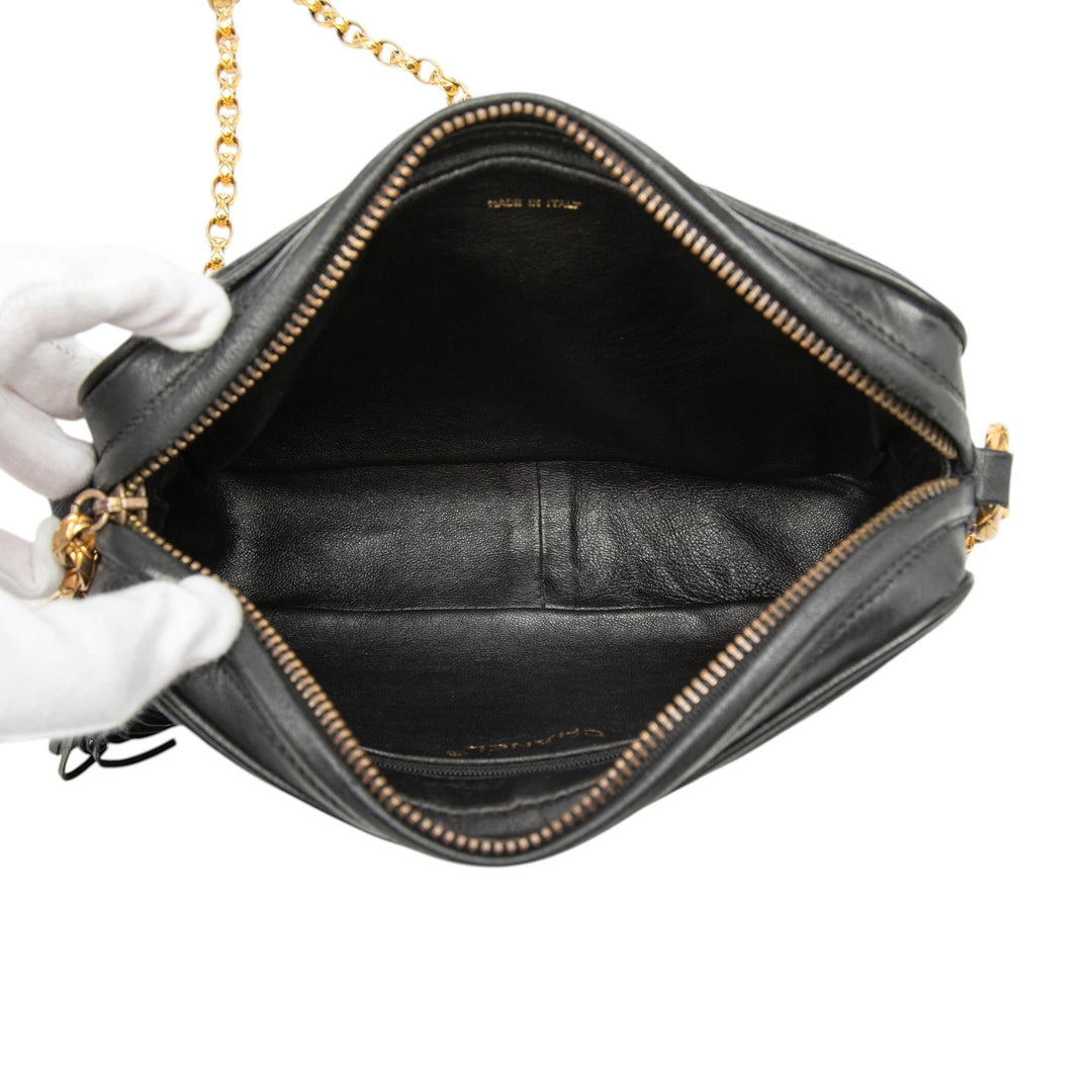 Chanel CC Matelassé Cuir d’agneau Pompon Sac caméra