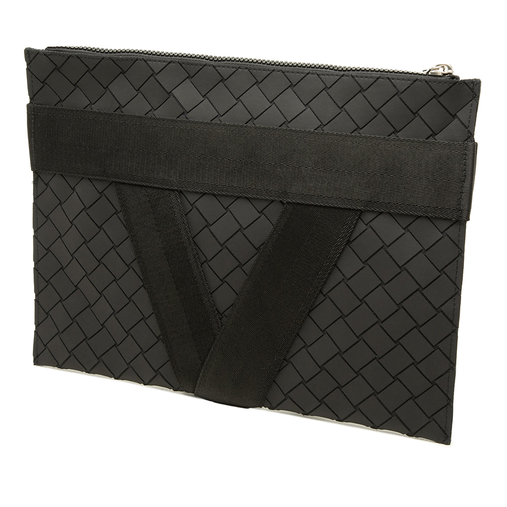 Bottega Veneta Pochette Rubber Intrecciato Noir – vue 2 – GABY PARIS