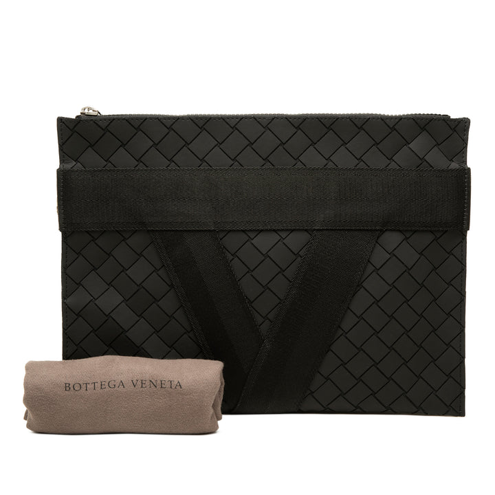 Bottega Veneta Pochette Rubber Intrecciato Noir – vue 7 – GABY PARIS